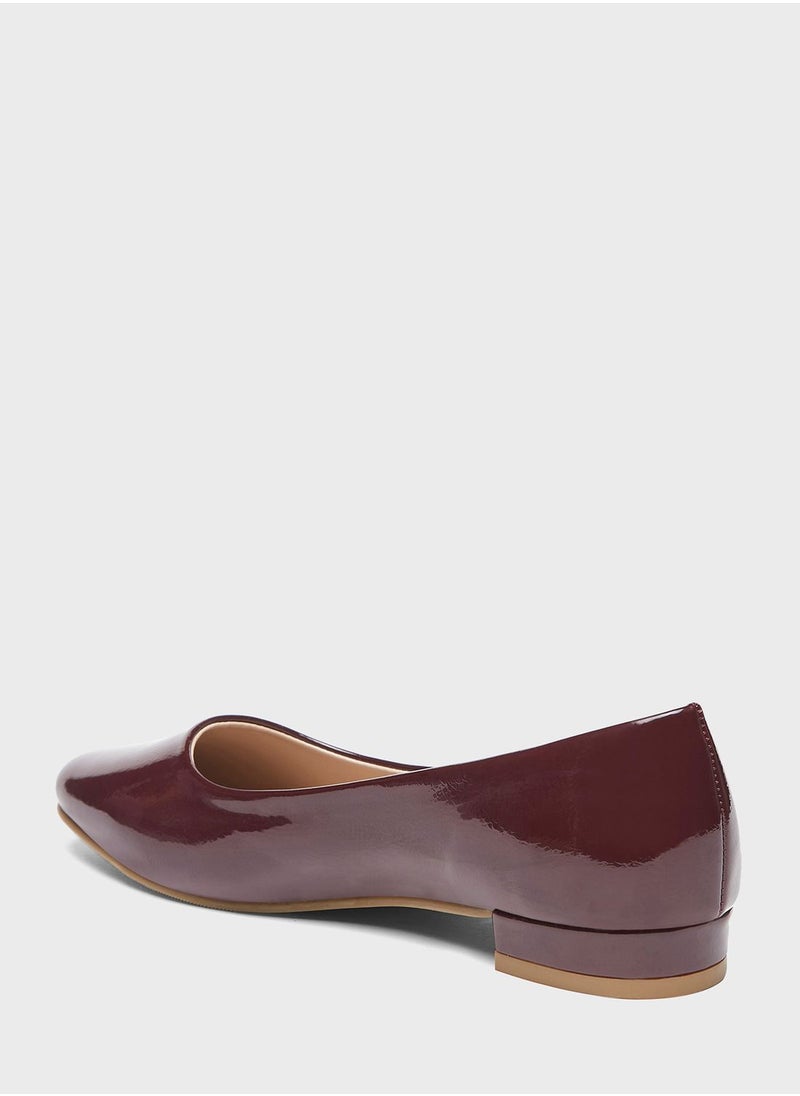 shoexpress - Pointed Toe Flat Ballerinas - Image 1