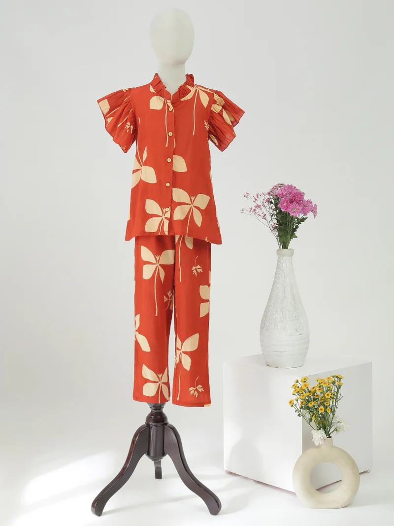 globus Globus Girls Maroon Frilled Mandarin Collar Flutter Sleeves Floral Print Shirt With Pants Co-Ord Set