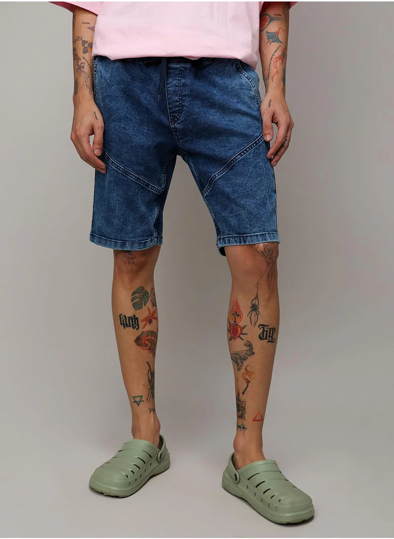 كامبوس سوترا Campus Sutra Men's Blue Contrast Stitch Denim Shorts For Casual Wear | Light-Wash | Regular Fit | Drawstring Closure | Denim Denim Shorts Crafted With Comfort Fit For Everyday Wear