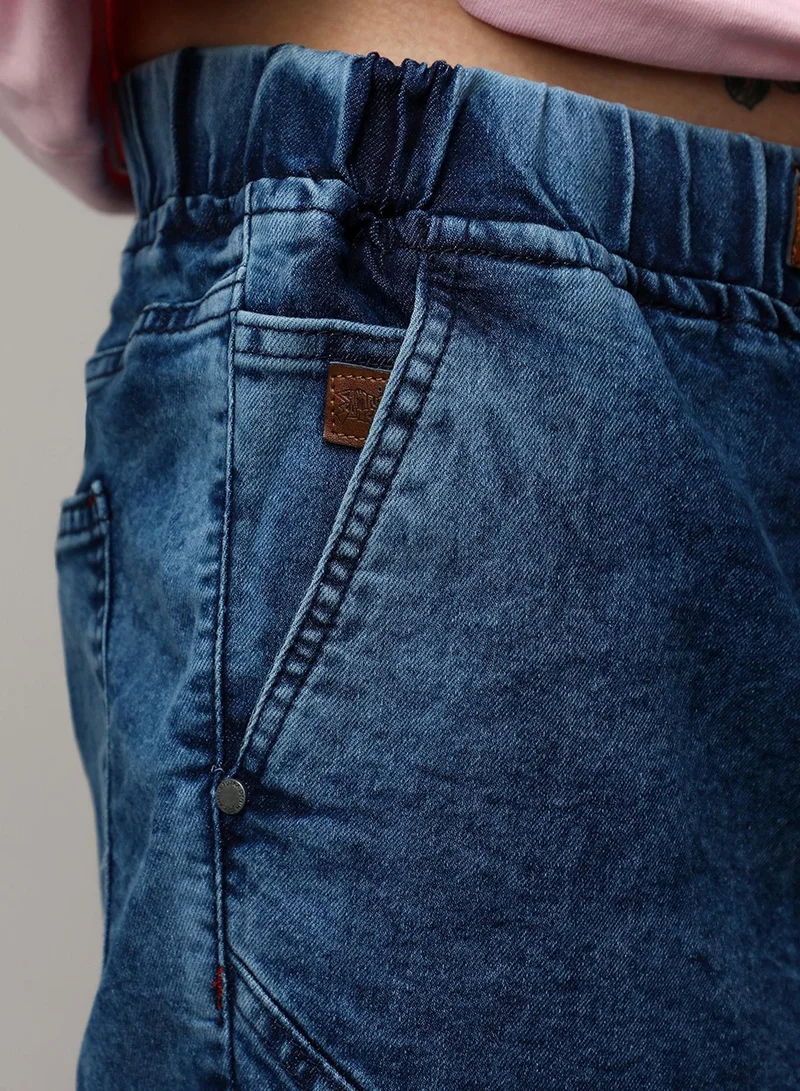 Campus Sutra Campus Sutra Men's Blue Contrast Stitch Denim Shorts For Casual Wear | Light-Wash | Regular Fit | Drawstring Closure | Denim Denim Shorts Crafted With Comfort Fit For Everyday Wear