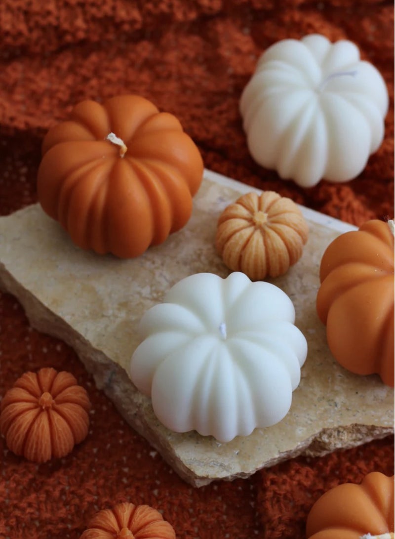 Joyful Halloween Pumpkin Candle – Handmade Soy Wax – Spooky Home Décor & Gift – Limited Edition UAE - Image 3