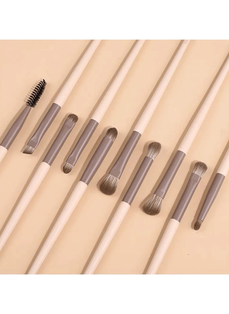 MSQ MSQ Makeup Brushes Set 12PCs  - Image 4