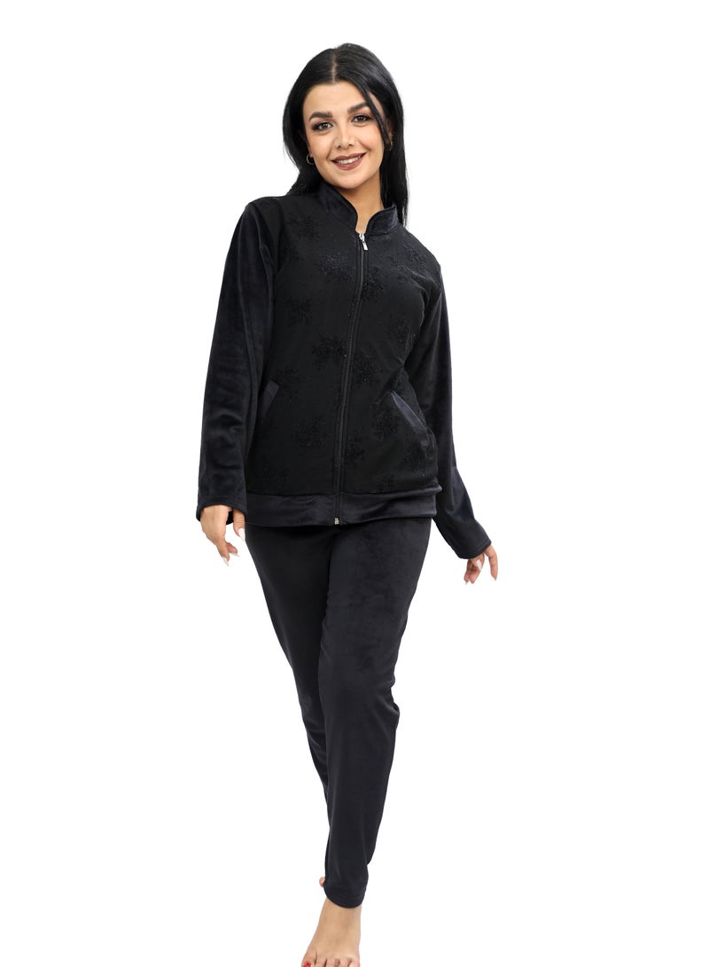 Dadoush Women's long-sleeved velor pajamas are ideal for wearing in cold weather to look elegant and feel warm.  - Image 1