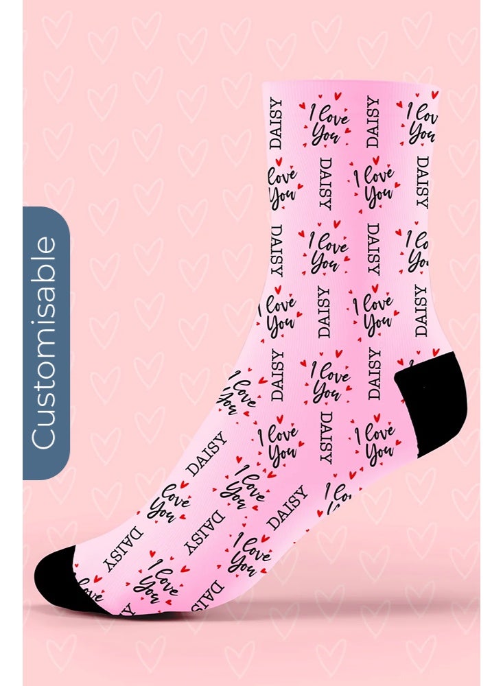 شير ذا لوف  جوارب وردية مخصصة باسمك – تصميم الحب والعناق والقلوب - Image 1