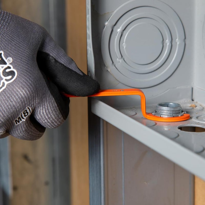 KLEIN TOOLS 50900R Conduit Lockout Wrench Set, Tighten and Loosen Locknuts in Tight Spaces, 1/2, 3/4 and 1-Inch, Offset Bends, 3-Piece - Image 5