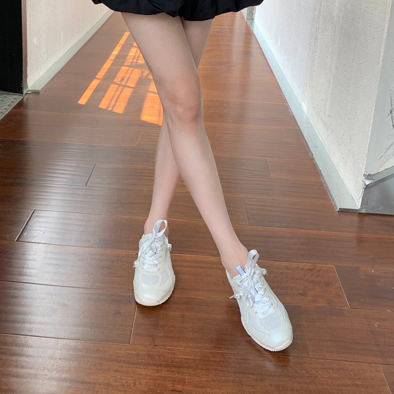 Women's Sheepskin Lace-up Low Top Sneakers - Image 3