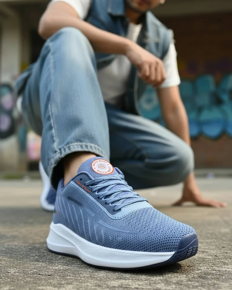 باكا بوتشي أحذية تدريب رجالية زرقاء شبكية برباط لا تترك أثرًا