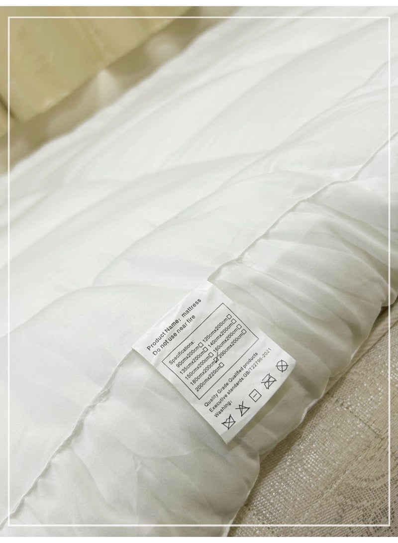 Fluffy Panda Beddings غطاء مرتبة فلوفي باندا، حجم 200x200 سم، حشوة ألياف بوليستر 1000 جرام لكل متر مربع، سمك 10 سم، قماش ميكروفايبر - Image 3