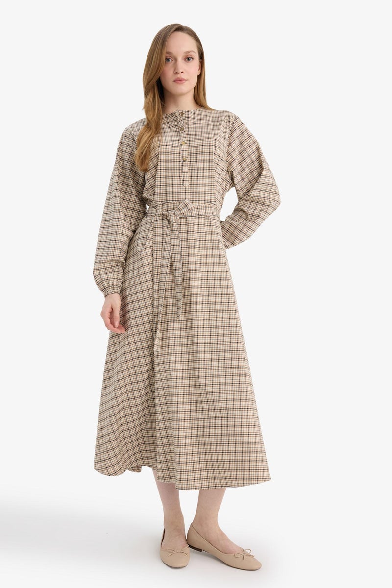 DeFacto Beige Woman Regular Fit Crew Neck Printed Dress Casual - Image 4