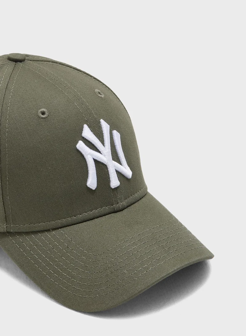 New Era  9Forty League Essential New York Yankees Cap  | Best Price UAE