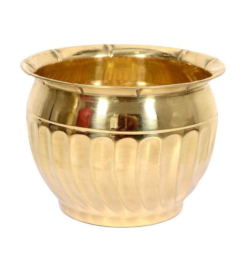 Skywalk Handcrafted Decorative Round Brass Planter/Vase/Flower Pot for Decor; Garden (Diameter 5.5 inch X Height 4 inch) - Image 4