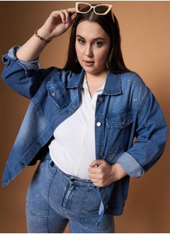 SASSAFRAS Plus Size Embellished Detail Washed Denim Jacket with Pocket Detail by Styli  - Image 5