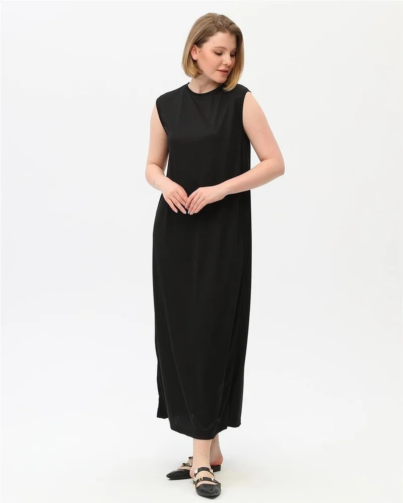 بي ويست Sleeveless Black Maxi Dress