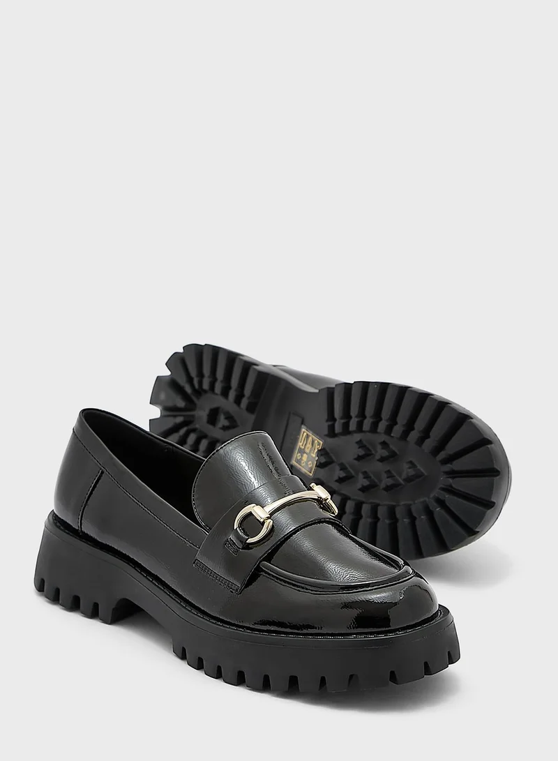 CALL IT SPRING Cluelesss Moccasins