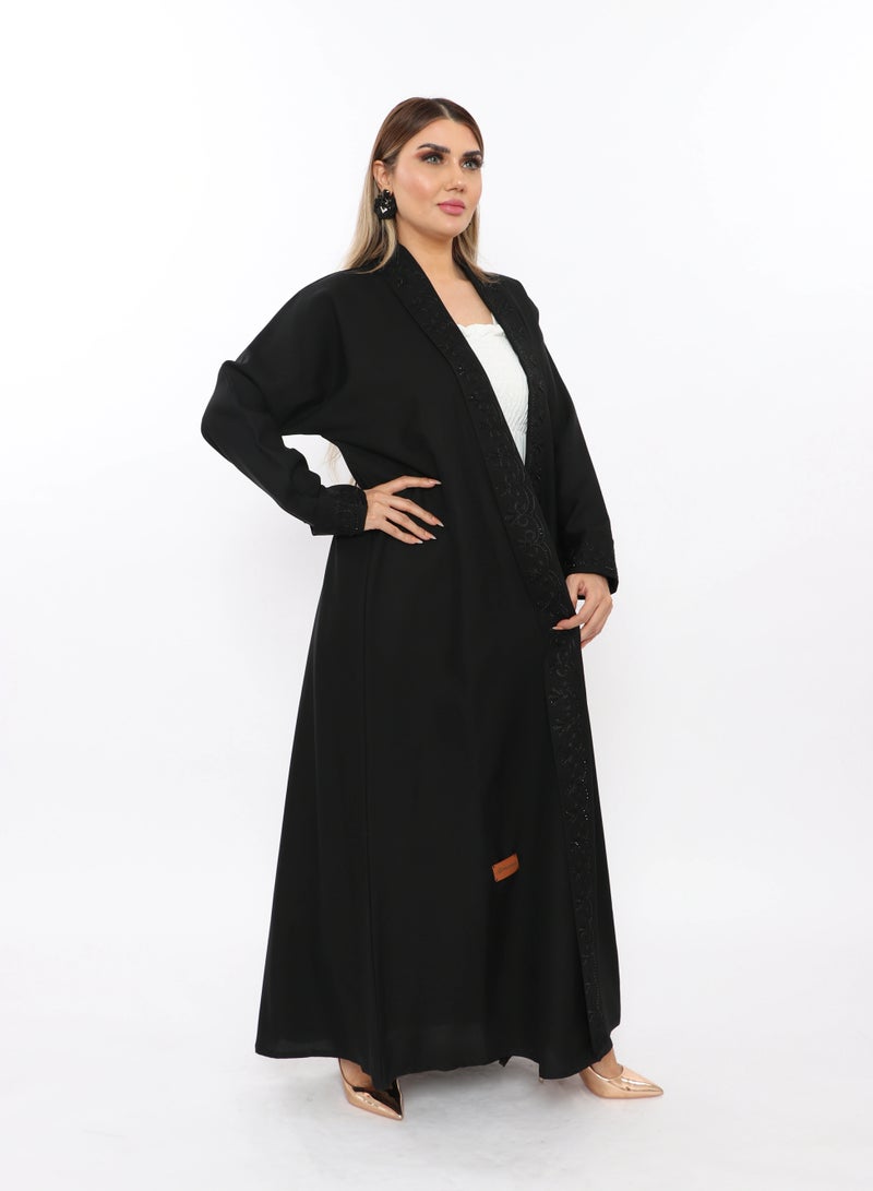 MyesuQ black abaya Embroidered Abaya With A Design That Blends Classic And Modern Embroidery - Image 3