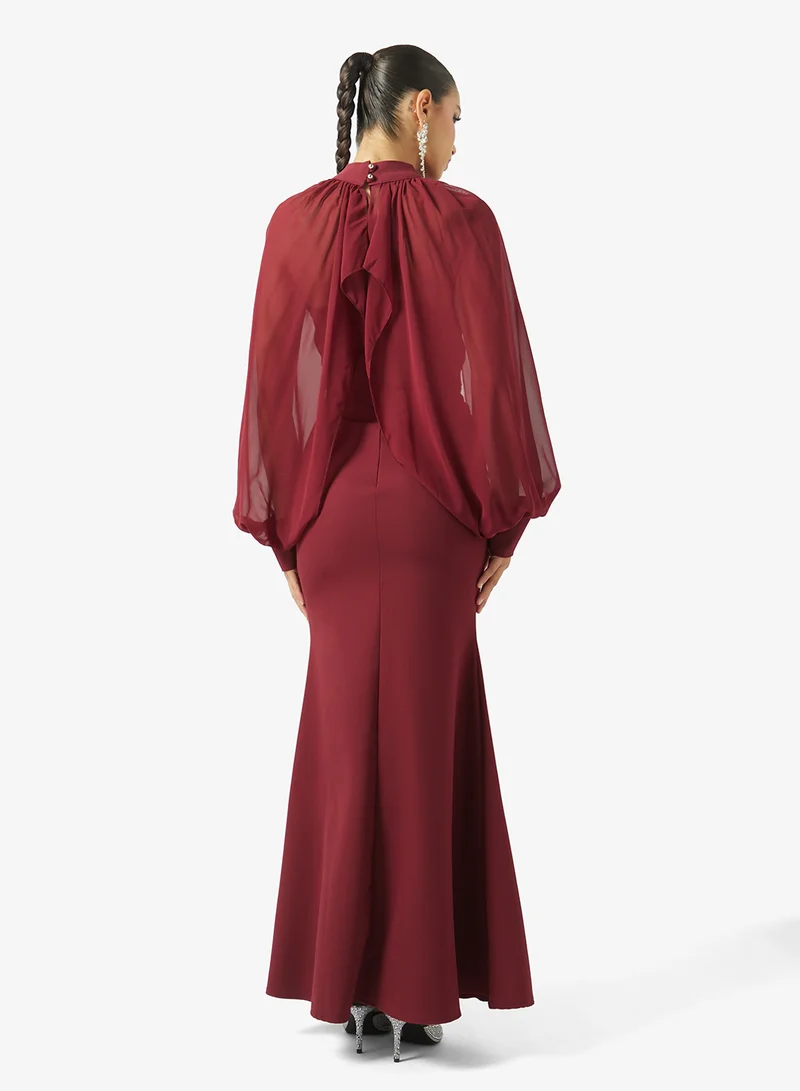 خزانة Dress With Detachble Cape