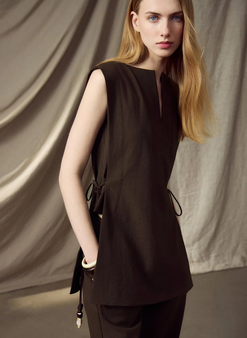 Viscose and linen top with waist ties