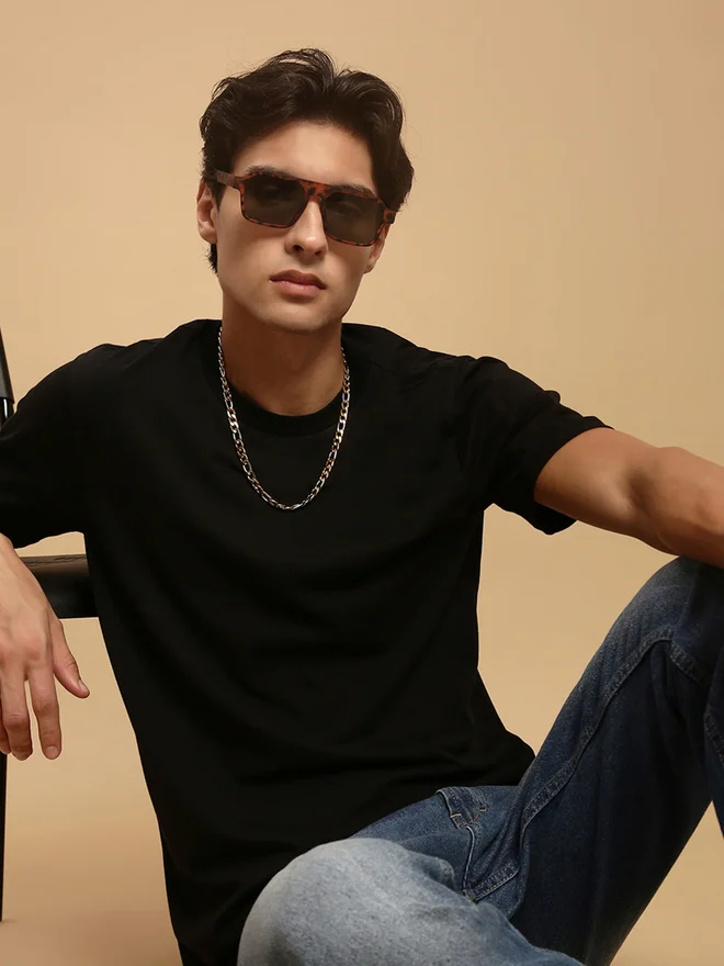 ECOLORE Men Black Crew Neck Slim Fit T-Shirt