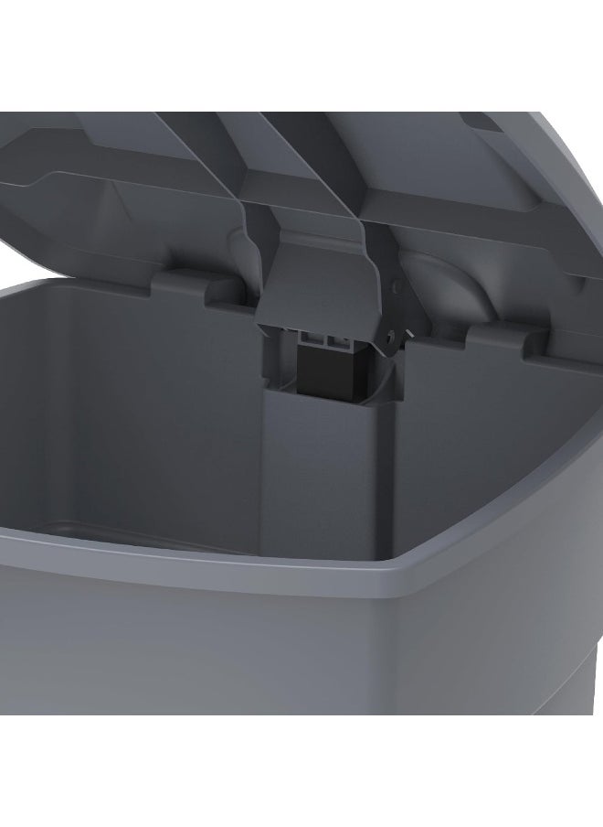 Cosmoplast - دلو نفايات بسعة 30 لتر بغطاء قدم رمادي داكن - Image 1