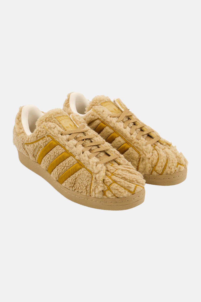 adidas Originals Men Superstar Conchas LAce Up Outdoor Shoes, Brown - Image 1
