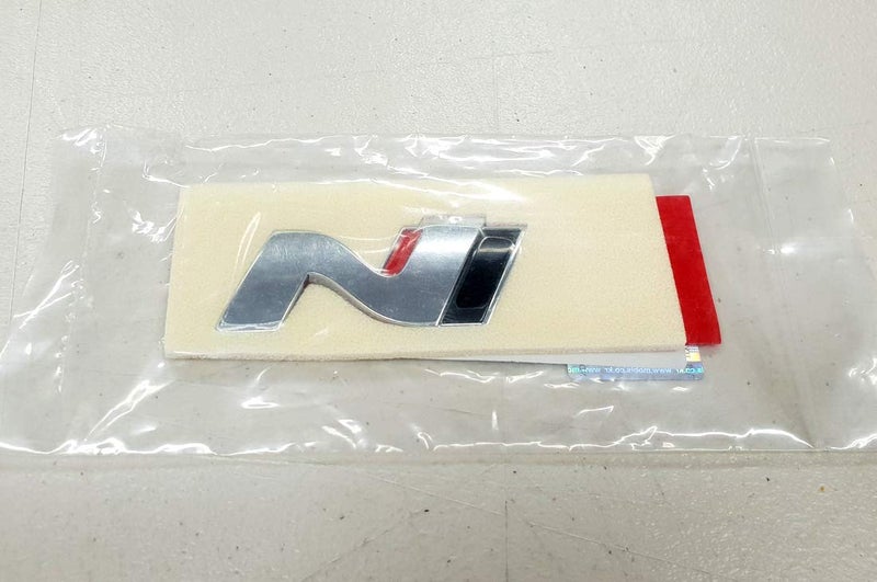 HYUNDAI Genuine OEM Hyundai N Logo Trunk Emblem Badge for 2018 Hyundai Veloster N (86311 K9100) - Image 3