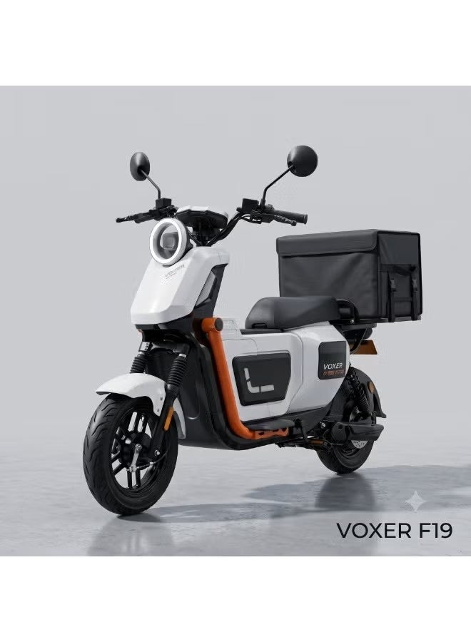 فوكسر سكوتر VOXER F19 كهربائي | بطارية 60 فولت | سرعة تصل إلى 75 كم/س | مدى يصل إلى 70 كم | فرامل أمامية وخلفية | مصباح LED | وزن 90 كجم | للتوصيل والتنقل اليومي - Image 3