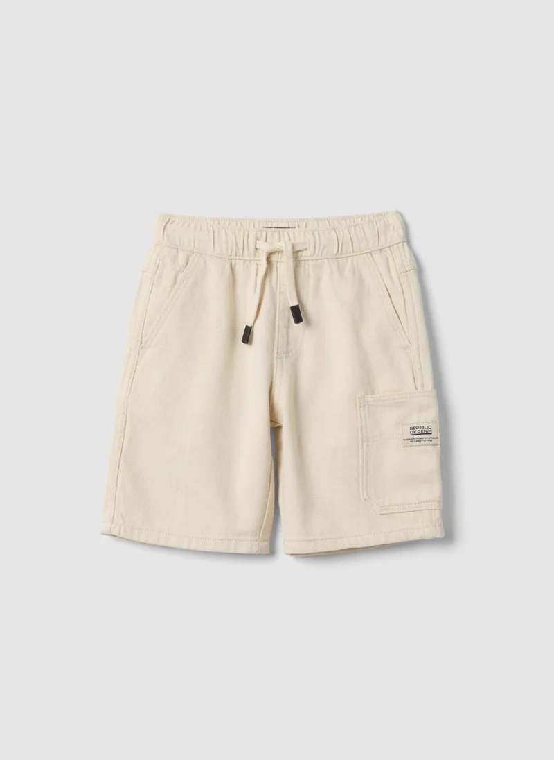 او في اس OVS Boysâ€™ White Pure Cotton Cargo Shorts With Drawstring, Regular Fit