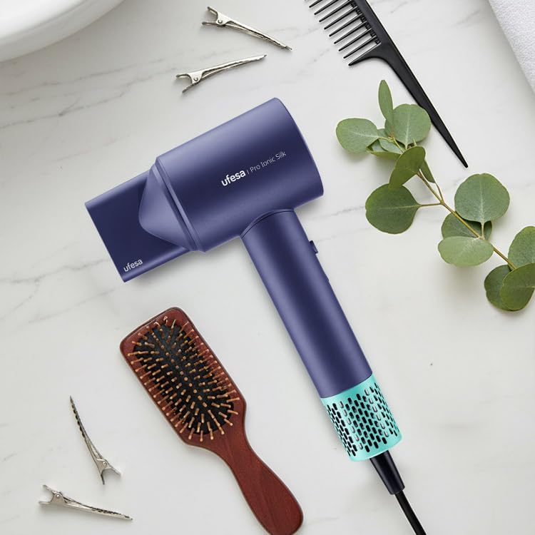 Ufesa Pro Ionic Silk Hair Dryer, 110,000RPM, Ultra Quiet Professional Hair Dryer, Intelligent Temperature Control, Negative Ions, Lint-Free, Magnetic Accessories - Image 3