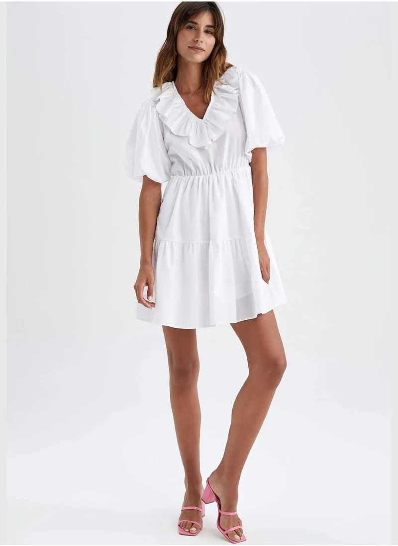 DeFacto Woman Tiered V-Neck Short Sleeve Woven Dress