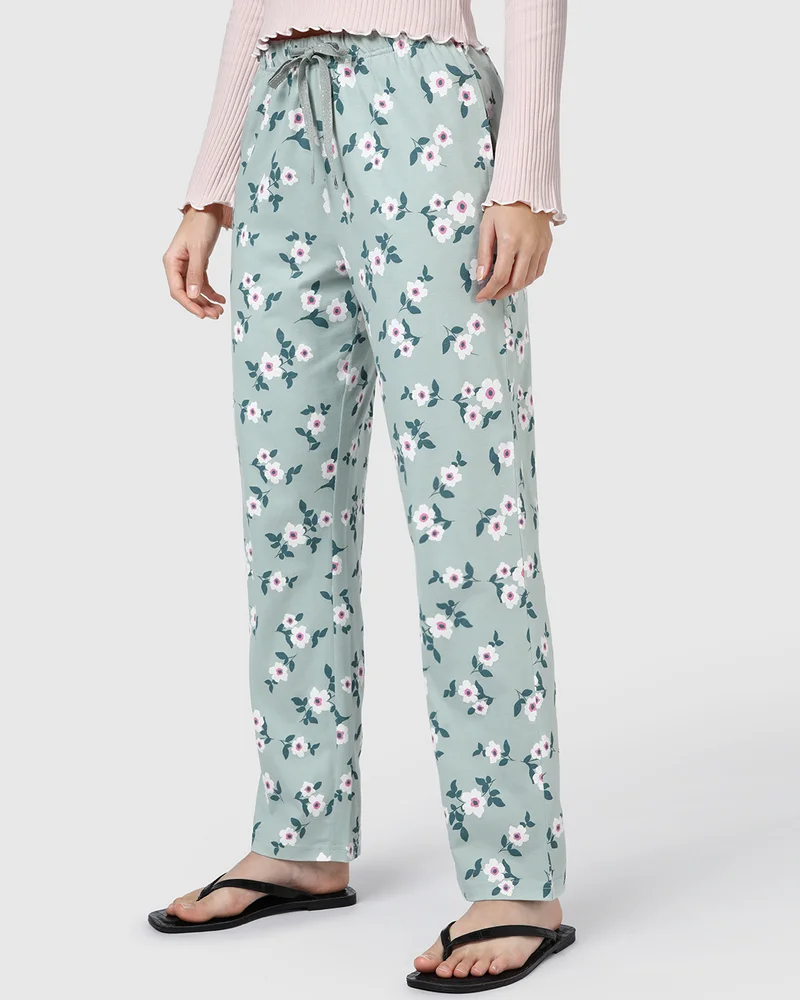 bewakoof Women's Green All Over Printed Pyjamas