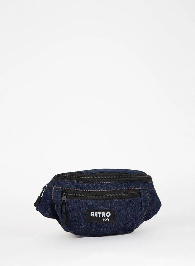 ديفاكتو شنطة خصر مُرقعة بشارة