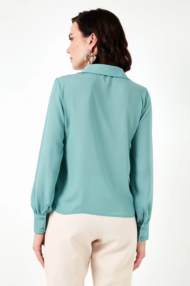 Lela Lace Detailed V-Neck Chiffon Shirt Women's Shirt 611BZ0047