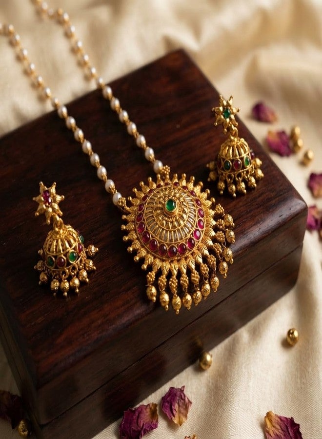 طقم عقد لؤلؤ تقليدي مطلي بالذهب من AAIKU بطول 30 بوصة | قلادة بلمسة نهائية عتيقة غير لامعة وأقراط زومكي متناسقة للنساء والفتيات، مجوهرات أنيقة - Image 4