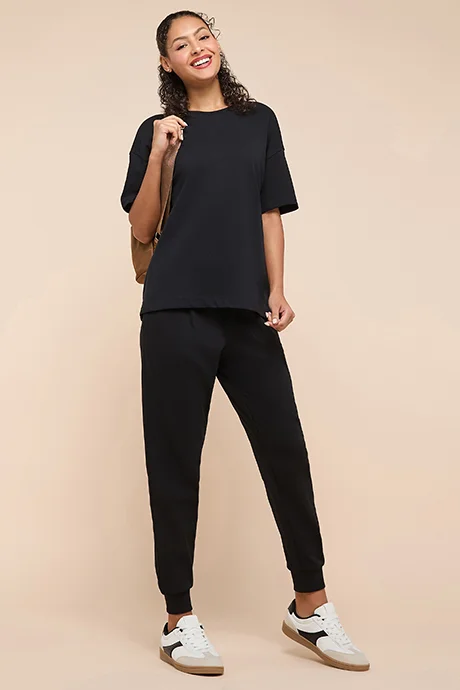 R&b Solid Relaxed Fit T-Shirt with Crew Neck and Short Sleeves