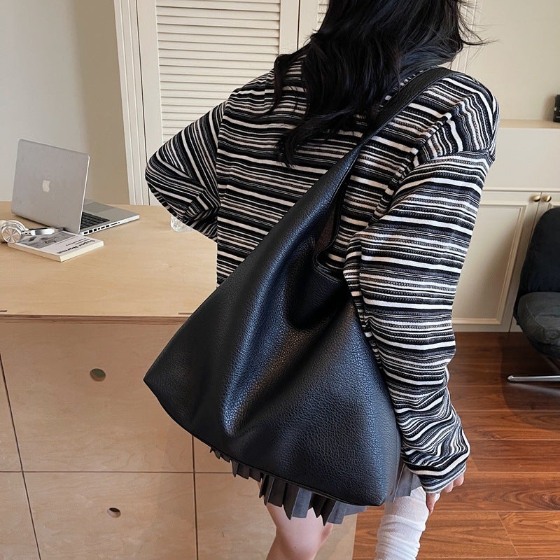 Women's Korean Style 2-in-1 PU Shoulder Bag, Retro Bucket Bag with Magnetic Closure - Image 4