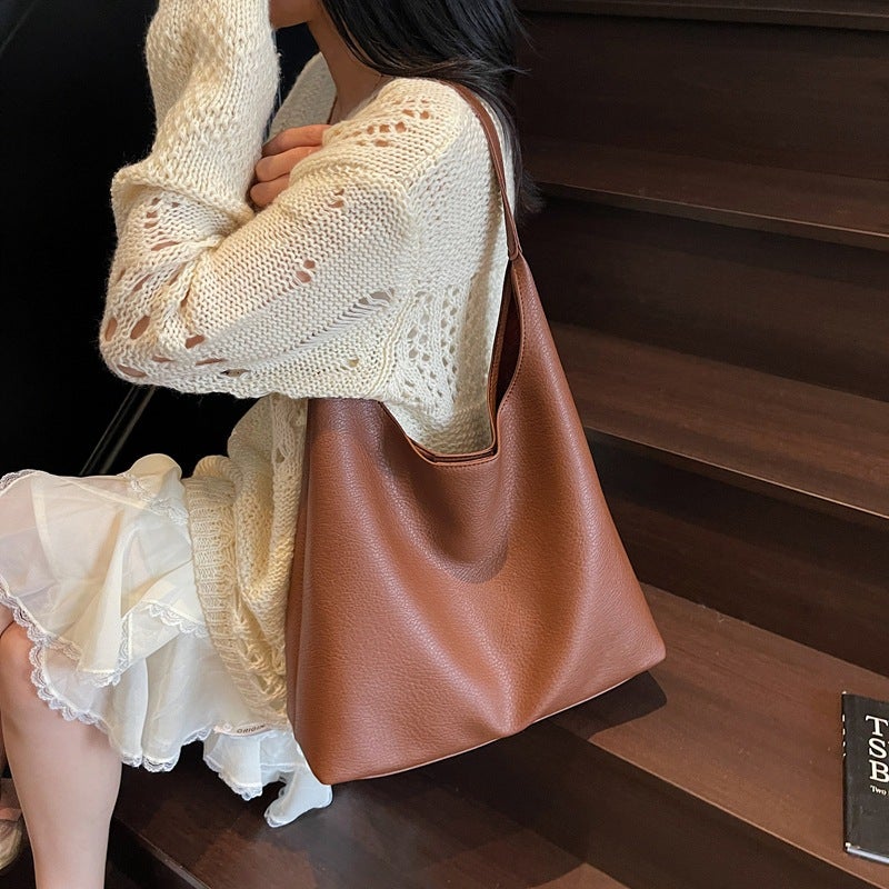 Women's Korean Style 2-in-1 PU Shoulder Bag, Retro Bucket Bag with Magnetic Closure - Image 2