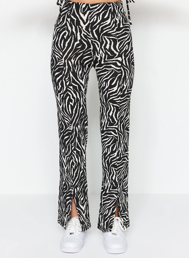 trendyol Black Zebra Patterned Slit Detail High Waist Straight Stretch Knitted Trousers - Image 2
