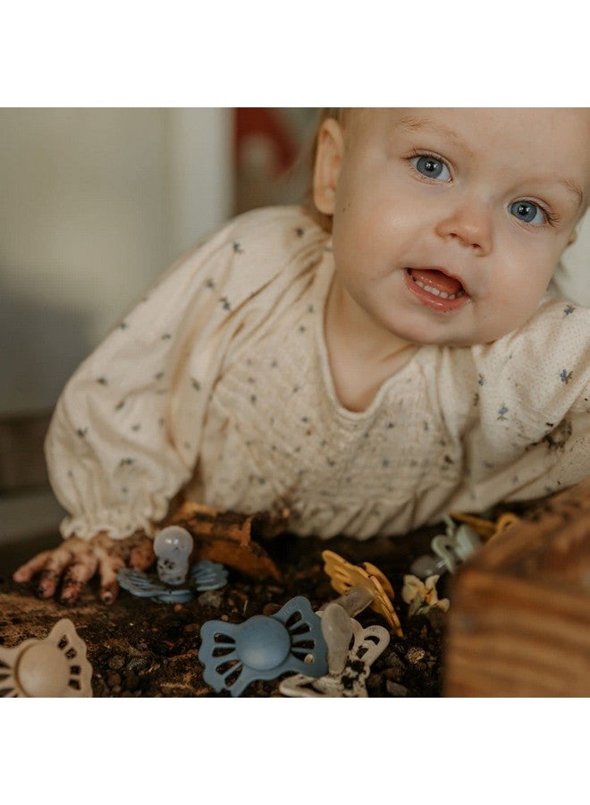 فريج لهاية فريج باترفلاي تشريحية للأطفال من السيليكون الناعم الحريري | صنع في الدنمارك | خالية من مادة BPA (لون بنفسجي ناعم/لون خوخي جميل، من 0 إلى 6 أشهر) - Image 4