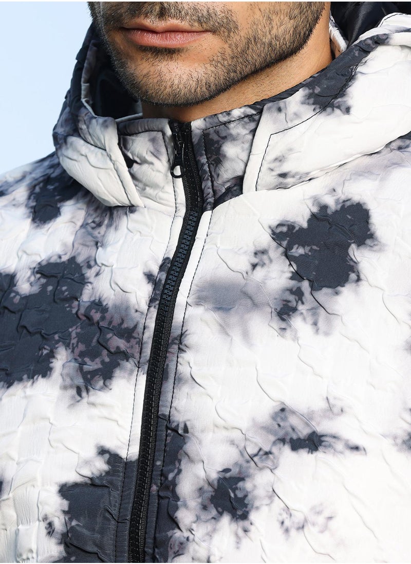 كامبوس سوترا - Men's Black & White Tie-Dye Block Puffer Jacket - Image 1