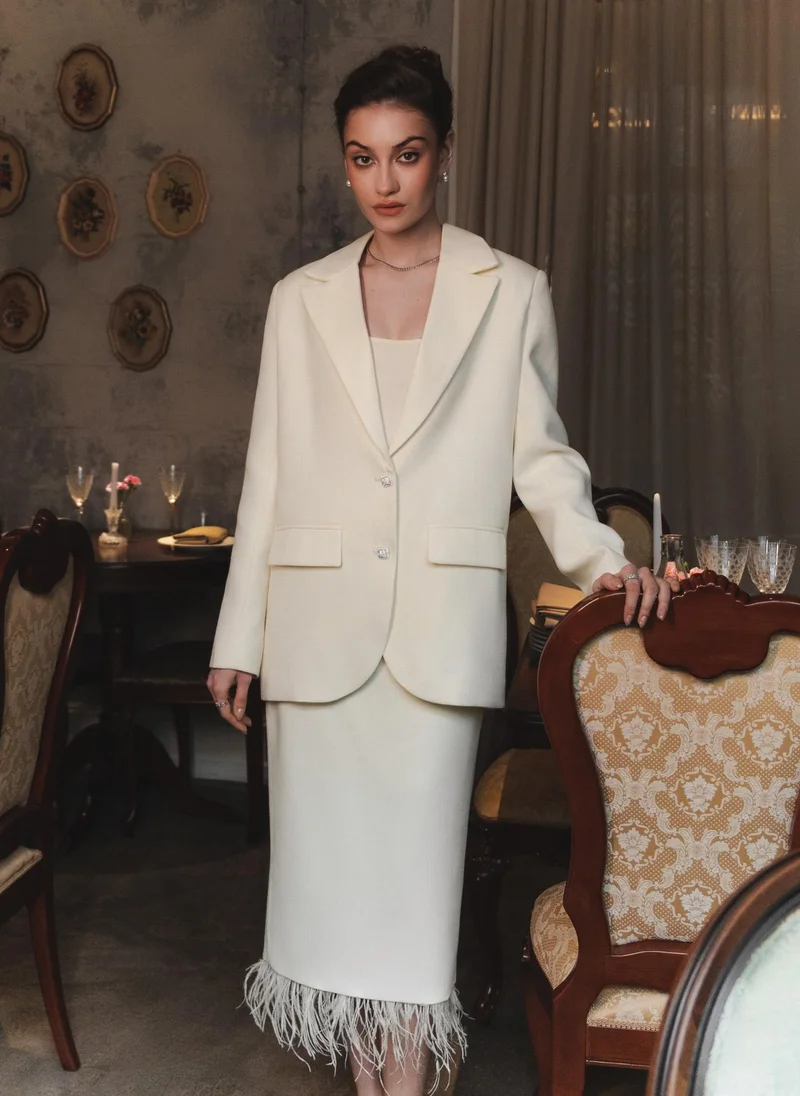 ليتشي سترة أحادية الصدر مع أزرار مميزة