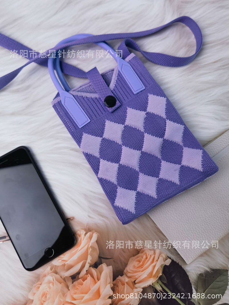 2025 Autumn New Style Girl'S Heart-Shaped Handbag For Carrying Mobile Phones, Knitted Crossbody Bag, Portable Textured Small Handbag - Image 1