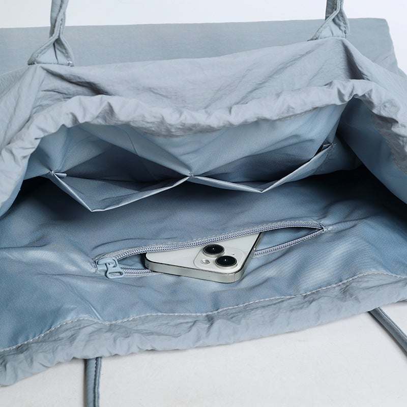 Minimalist Large-Capacity Nylon Lightweight Drawstring Shoulder Tote Bag Commuting Casual Mommy Bag Travel Bag - Image 4