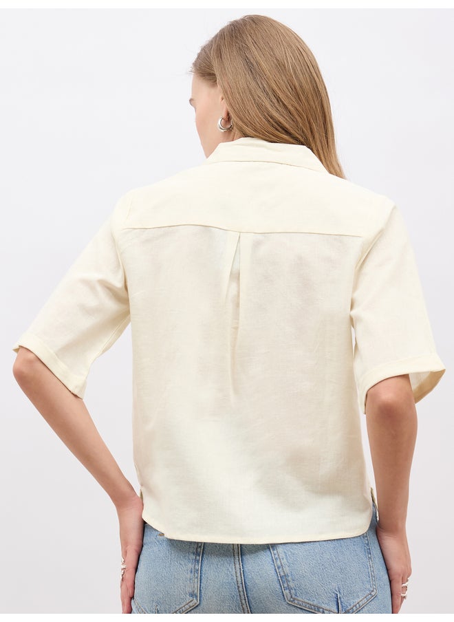 Styli Styli Schiffli Notch Lapel Short Sleeve Regular Fit Shirt  - Image 5