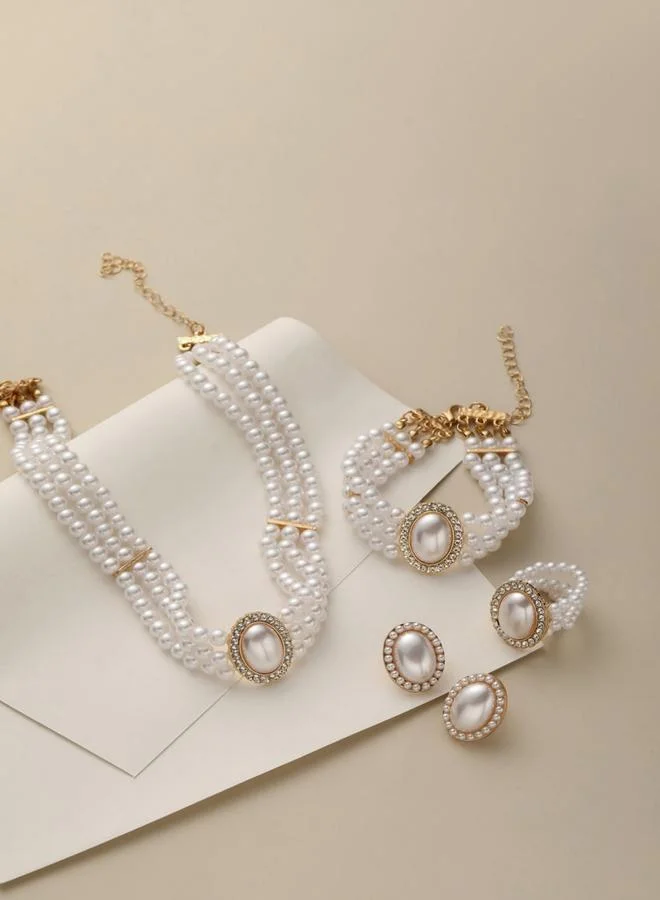 تايك تو حزمة من 4 - طقم قلادة من اللؤلؤ الصناعي مع أساور وأقراط وخاتم