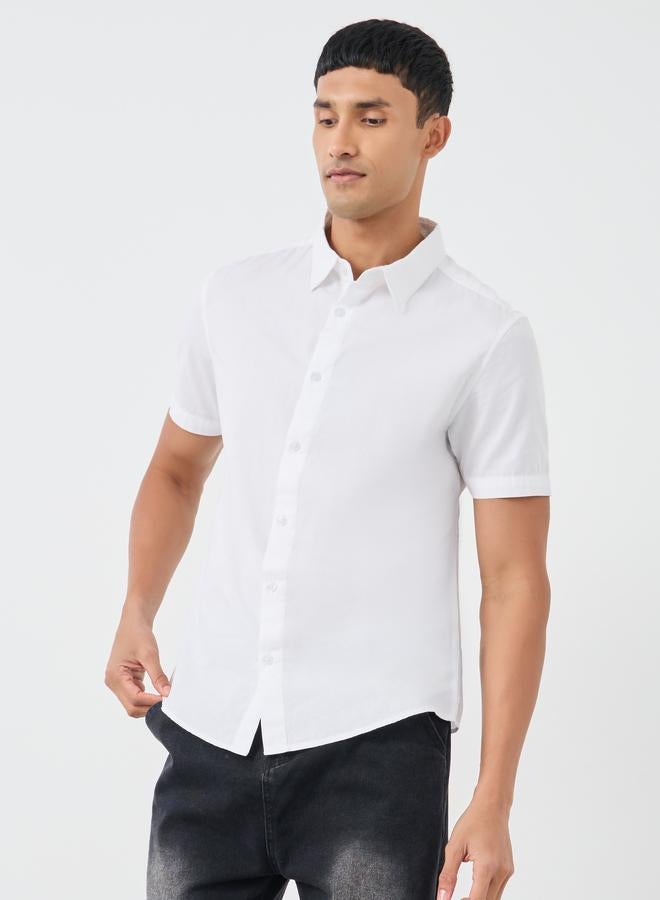 Styli Styli Solid Woven Regular Fit Short Sleeve Shirt  - Image 1