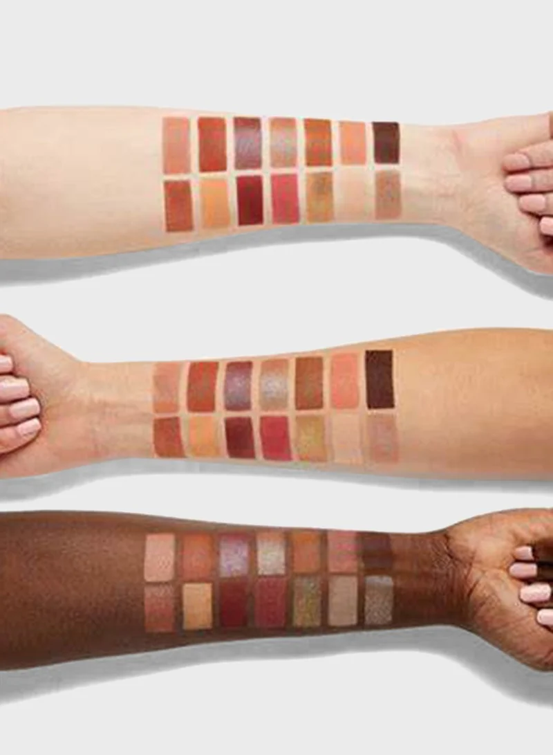 Sigma Beauty 14 Color Eyeshadow Palette in Matte and Shimmer in Cora De Rosa