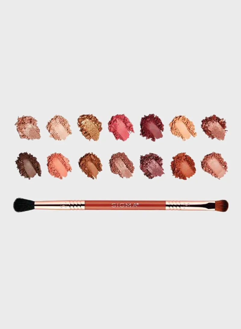 Sigma Beauty 14 Color Eyeshadow Palette in Matte and Shimmer in Cora De Rosa