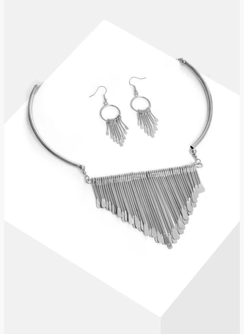 SOHI Silver Plated Designer Necklace and Earring Set