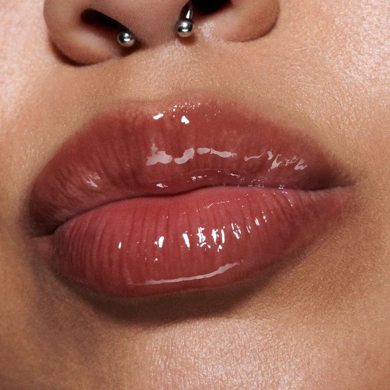 MAC Cosmetics Lipglass Air Non-Sticky Gloss - Aesthetic