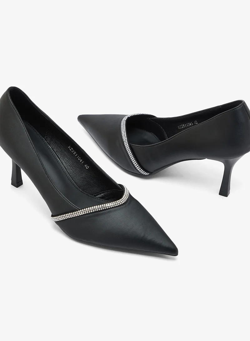 ايلا حذاء بكعب متوسط بتفاصيل فضية لامعة